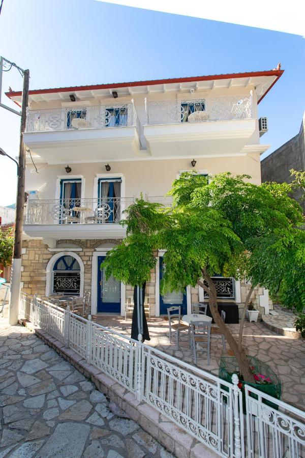 The Old Town Hall 파르가 외부 사진